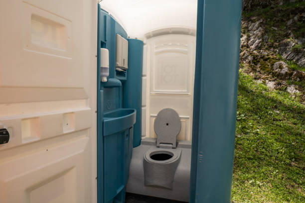 Best Porta potty delivery and setup  in Cupertino, CA